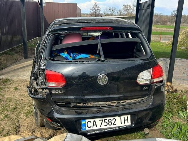 Черный Фольксваген Гольф, объемом двигателя 1.6 л и пробегом 206 тыс. км за 3190 $, фото 1 на Automoto.ua
