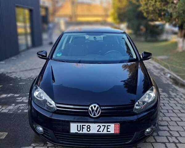 Черный Фольксваген Гольф, объемом двигателя 1.2 л и пробегом 220 тыс. км за 7000 $, фото 1 на Automoto.ua