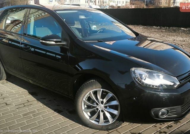 Чорний Фольксваген Гольф, об'ємом двигуна 1.4 л та пробігом 140 тис. км за 9399 $, фото 1 на Automoto.ua