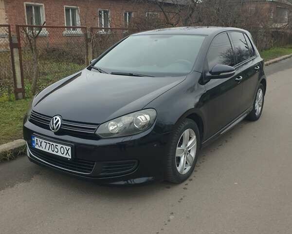 Черный Фольксваген Гольф, объемом двигателя 1.6 л и пробегом 286 тыс. км за 8200 $, фото 1 на Automoto.ua