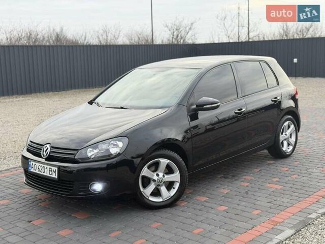 Черный Фольксваген Гольф, объемом двигателя 1.6 л и пробегом 254 тыс. км за 7700 $, фото 1 на Automoto.ua
