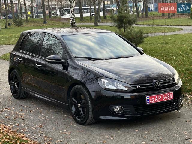 Черный Фольксваген Гольф, объемом двигателя 1.39 л и пробегом 258 тыс. км за 8400 $, фото 1 на Automoto.ua