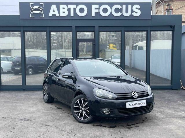 Черный Фольксваген Гольф, объемом двигателя 1.6 л и пробегом 170 тыс. км за 8490 $, фото 1 на Automoto.ua