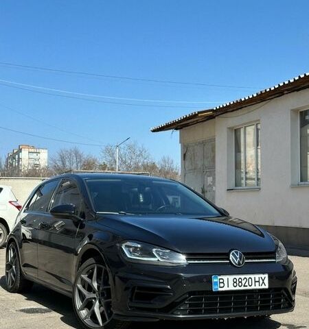 Черный Фольксваген Гольф, объемом двигателя 1.97 л и пробегом 250 тыс. км за 14500 $, фото 1 на Automoto.ua