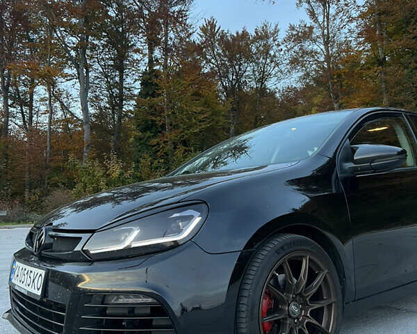 Чорний Фольксваген Гольф, об'ємом двигуна 2 л та пробігом 235 тис. км за 11000 $, фото 1 на Automoto.ua