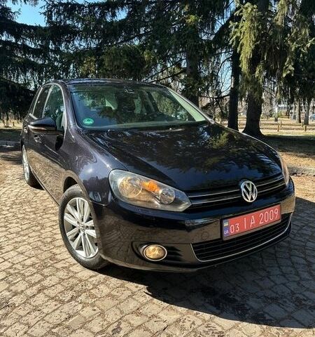 Черный Фольксваген Гольф, объемом двигателя 1.6 л и пробегом 193 тыс. км за 9850 $, фото 1 на Automoto.ua