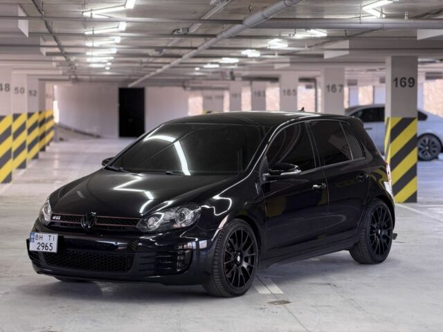 Черный Фольксваген Гольф, объемом двигателя 2 л и пробегом 205 тыс. км за 7999 $, фото 1 на Automoto.ua