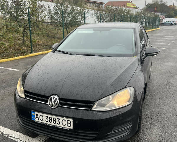 Черный Фольксваген Гольф, объемом двигателя 1.6 л и пробегом 272 тыс. км за 10000 $, фото 1 на Automoto.ua
