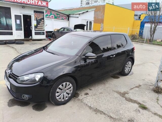 Черный Фольксваген Гольф, объемом двигателя 2.48 л и пробегом 153 тыс. км за 8900 $, фото 1 на Automoto.ua
