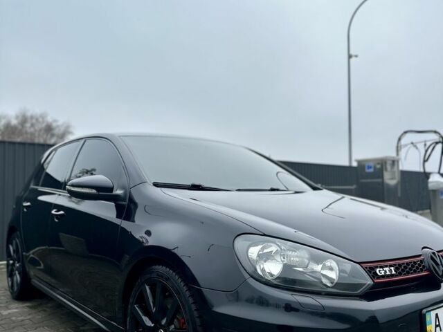 Черный Фольксваген Гольф, объемом двигателя 2 л и пробегом 200 тыс. км за 12000 $, фото 1 на Automoto.ua