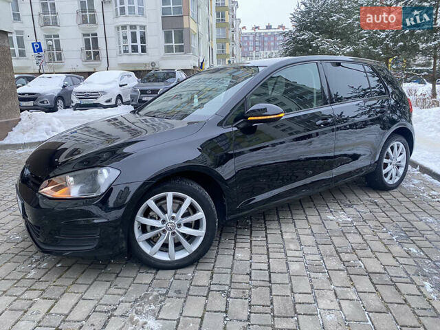 Черный Фольксваген Гольф, объемом двигателя 1.6 л и пробегом 249 тыс. км за 9600 $, фото 1 на Automoto.ua