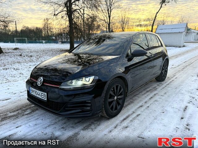 Черный Фольксваген Гольф, объемом двигателя 2 л и пробегом 27000 тыс. км за 12750 $, фото 1 на Automoto.ua