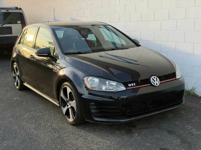 Черный Фольксваген Гольф, объемом двигателя 2 л и пробегом 72 тыс. км за 3900 $, фото 1 на Automoto.ua