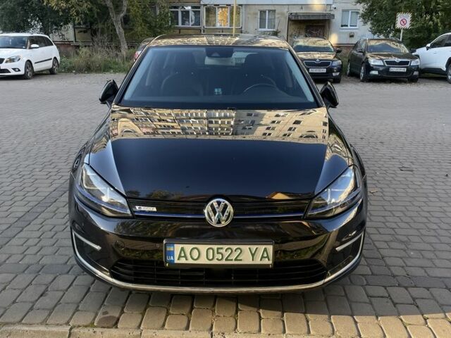 Черный Фольксваген Гольф, объемом двигателя 0 л и пробегом 147 тыс. км за 9354 $, фото 1 на Automoto.ua