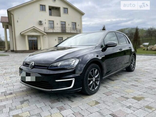 Черный Фольксваген Гольф, объемом двигателя 0 л и пробегом 109 тыс. км за 8900 $, фото 1 на Automoto.ua