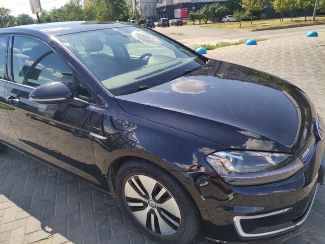 Черный Фольксваген Гольф, объемом двигателя 0 л и пробегом 177 тыс. км за 8800 $, фото 1 на Automoto.ua