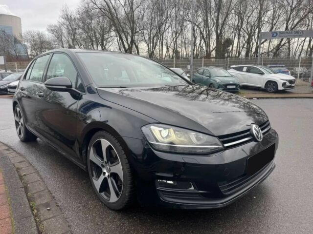 Черный Фольксваген Гольф, объемом двигателя 1.6 л и пробегом 71 тыс. км за 9500 $, фото 1 на Automoto.ua