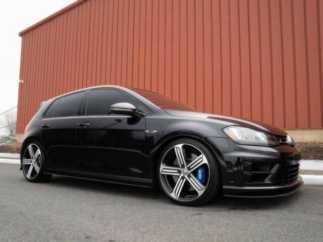 Черный Фольксваген Гольф, объемом двигателя 2 л и пробегом 79 тыс. км за 2600 $, фото 1 на Automoto.ua