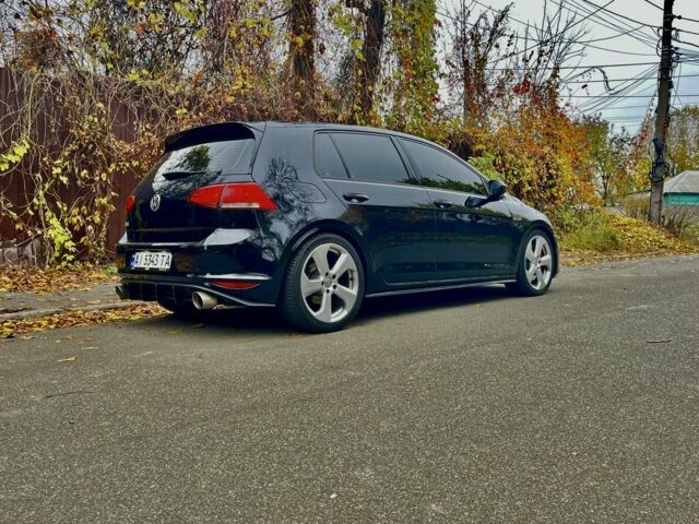 Черный Фольксваген Гольф, объемом двигателя 2 л и пробегом 153 тыс. км за 11500 $, фото 1 на Automoto.ua