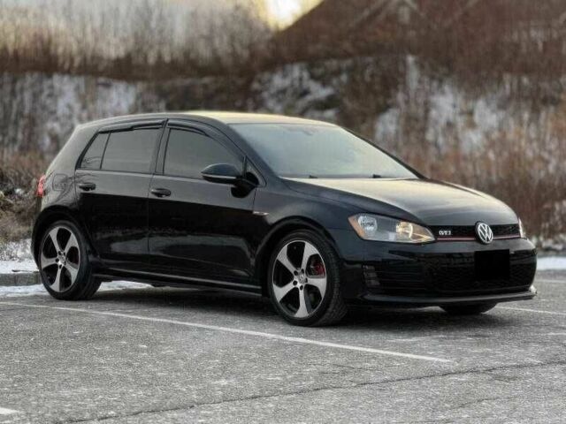 Чорний Фольксваген Гольф, об'ємом двигуна 2 л та пробігом 111 тис. км за 2800 $, фото 1 на Automoto.ua