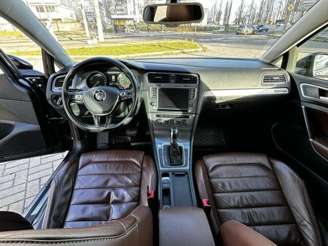 Чорний Фольксваген Гольф, об'ємом двигуна 0 л та пробігом 157 тис. км за 8900 $, фото 1 на Automoto.ua