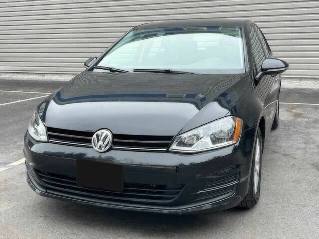 Черный Фольксваген Гольф, объемом двигателя 1.8 л и пробегом 72 тыс. км за 2500 $, фото 1 на Automoto.ua