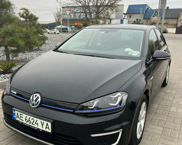 Черный Фольксваген Гольф, объемом двигателя 0 л и пробегом 39 тыс. км за 11500 $, фото 1 на Automoto.ua