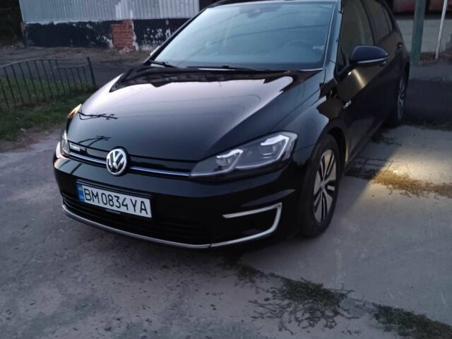 Черный Фольксваген Гольф, объемом двигателя 0 л и пробегом 139 тыс. км за 13600 $, фото 1 на Automoto.ua