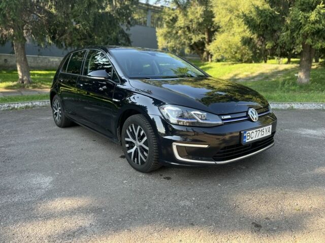 Черный Фольксваген Гольф, объемом двигателя 0 л и пробегом 135 тыс. км за 11700 $, фото 1 на Automoto.ua