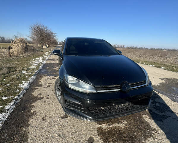 Черный Фольксваген Гольф, объемом двигателя 1.8 л и пробегом 170 тыс. км за 11500 $, фото 1 на Automoto.ua