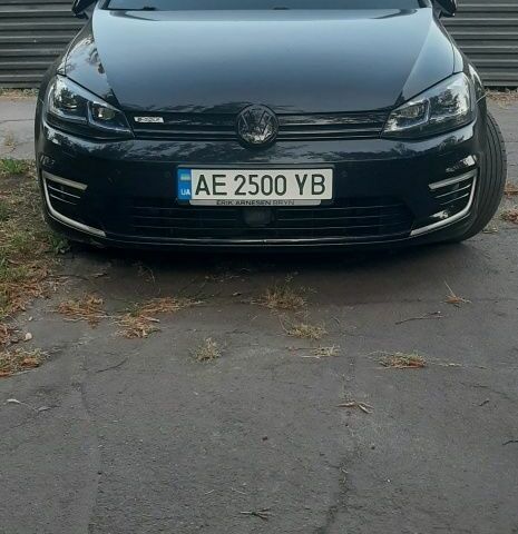 Чорний Фольксваген Гольф, об'ємом двигуна 0 л та пробігом 166 тис. км за 12700 $, фото 1 на Automoto.ua