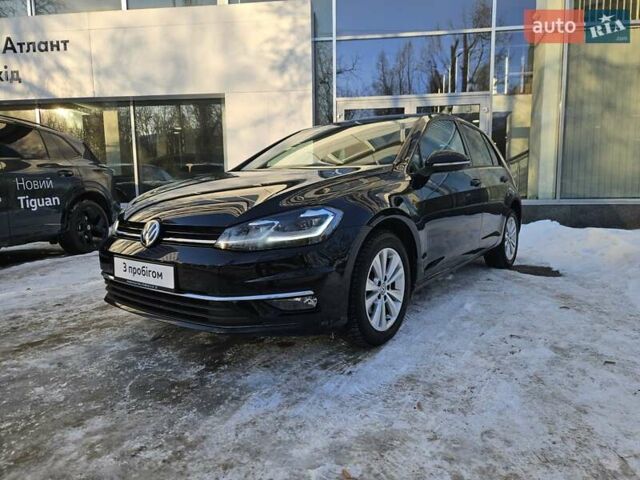 Черный Фольксваген Гольф, объемом двигателя 1.4 л и пробегом 106 тыс. км за 18890 $, фото 1 на Automoto.ua