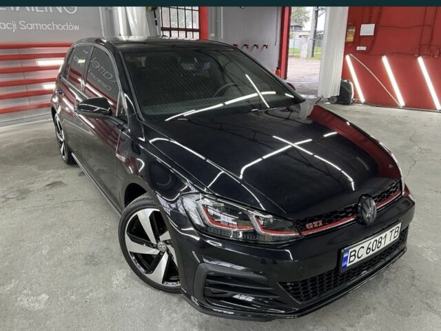 Чорний Фольксваген Гольф, об'ємом двигуна 2 л та пробігом 20 тис. км за 28000 $, фото 1 на Automoto.ua