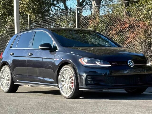 Чорний Фольксваген Гольф, об'ємом двигуна 2 л та пробігом 35 тис. км за 9900 $, фото 1 на Automoto.ua