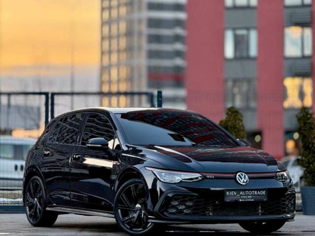 Чорний Фольксваген Гольф, об'ємом двигуна 2 л та пробігом 73 тис. км за 23900 $, фото 1 на Automoto.ua