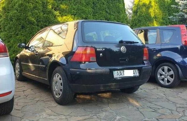 Черный Фольксваген Гольф, объемом двигателя 1.4 л и пробегом 311 тыс. км за 145000 $, фото 1 на Automoto.ua