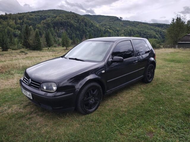 Черный Фольксваген Гольф, объемом двигателя 1.9 л и пробегом 400 тыс. км за 3500 $, фото 1 на Automoto.ua