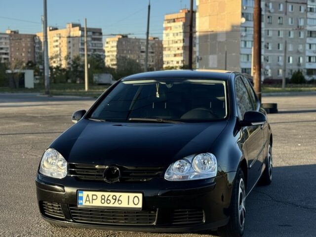 Черный Фольксваген Гольф, объемом двигателя 1.4 л и пробегом 220 тыс. км за 4600 $, фото 1 на Automoto.ua