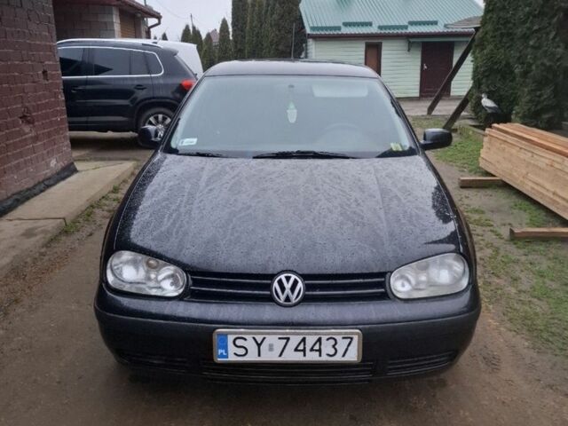 Черный Фольксваген Гольф, объемом двигателя 1.9 л и пробегом 315 тыс. км за 2650 $, фото 1 на Automoto.ua