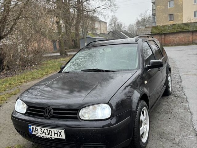 Черный Фольксваген Гольф, объемом двигателя 1.9 л и пробегом 400 тыс. км за 3400 $, фото 1 на Automoto.ua
