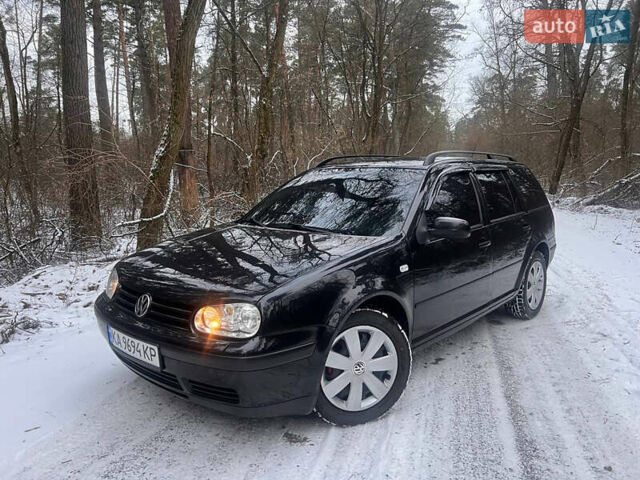 Черный Фольксваген Гольф, объемом двигателя 1.39 л и пробегом 293 тыс. км за 3800 $, фото 1 на Automoto.ua