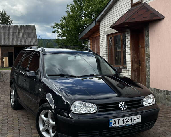 Черный Фольксваген Гольф, объемом двигателя 1.6 л и пробегом 99 тыс. км за 4450 $, фото 1 на Automoto.ua