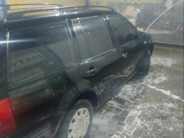 Чорний Фольксваген Гольф, об'ємом двигуна 1.4 л та пробігом 36 тис. км за 4300 $, фото 1 на Automoto.ua