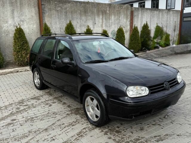 Черный Фольксваген Гольф, объемом двигателя 1.9 л и пробегом 350 тыс. км за 1800 $, фото 1 на Automoto.ua