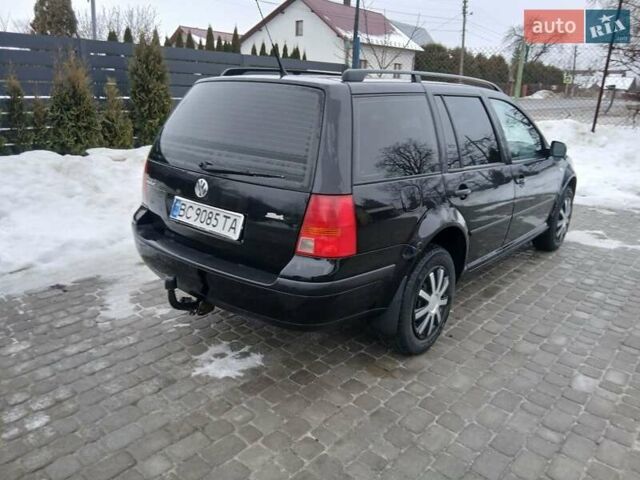 Черный Фольксваген Гольф, объемом двигателя 1.6 л и пробегом 185 тыс. км за 3500 $, фото 1 на Automoto.ua