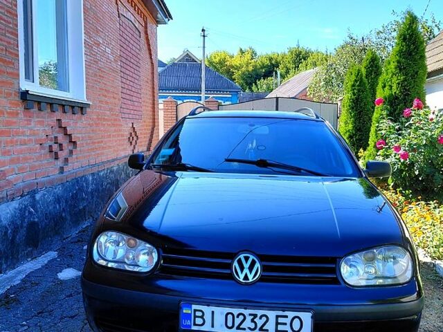 Чорний Фольксваген Гольф, об'ємом двигуна 1.6 л та пробігом 280 тис. км за 3900 $, фото 1 на Automoto.ua