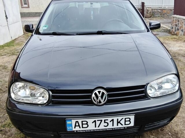 Черный Фольксваген Гольф, объемом двигателя 1.9 л и пробегом 329 тыс. км за 4400 $, фото 1 на Automoto.ua