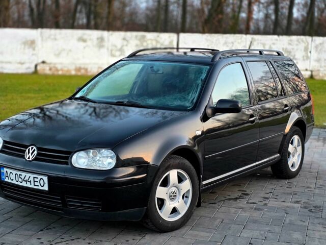 Черный Фольксваген Гольф, объемом двигателя 1.6 л и пробегом 243 тыс. км за 3550 $, фото 1 на Automoto.ua