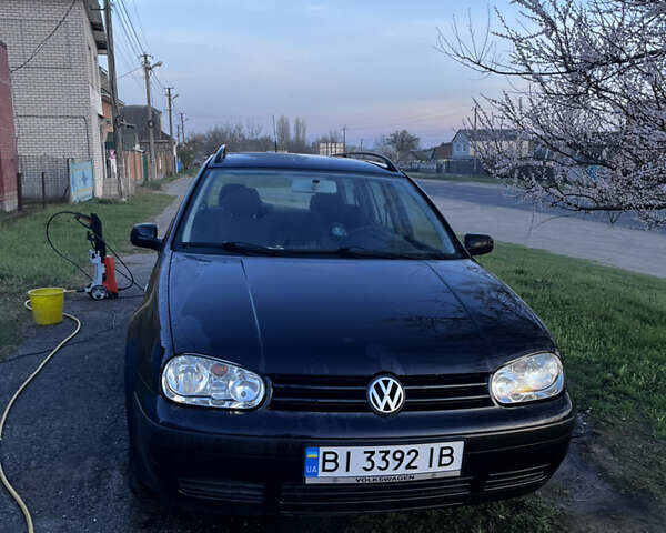 Чорний Фольксваген Гольф, об'ємом двигуна 1.6 л та пробігом 236 тис. км за 4900 $, фото 1 на Automoto.ua