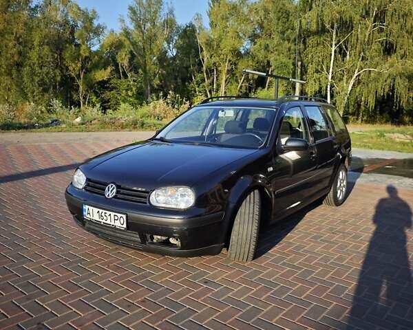 Черный Фольксваген Гольф, объемом двигателя 1.6 л и пробегом 350 тыс. км за 4100 $, фото 1 на Automoto.ua